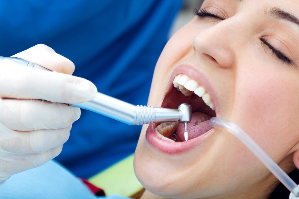 When to call a doctor after wisdom tooth removal – signs of complications